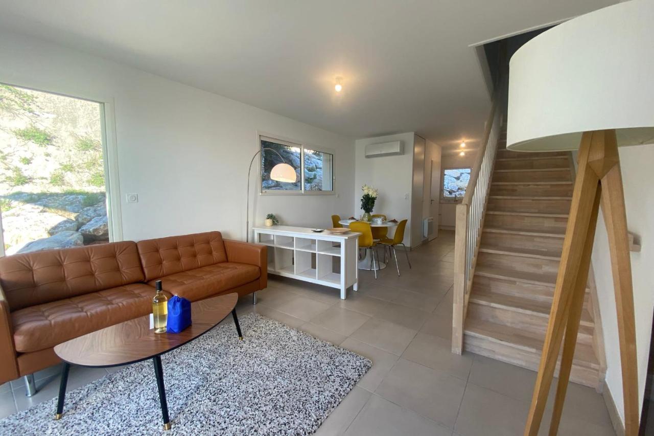 Apartmán Roche Blanche - Terrasse Et Parking Nîmes Exteriér fotografie