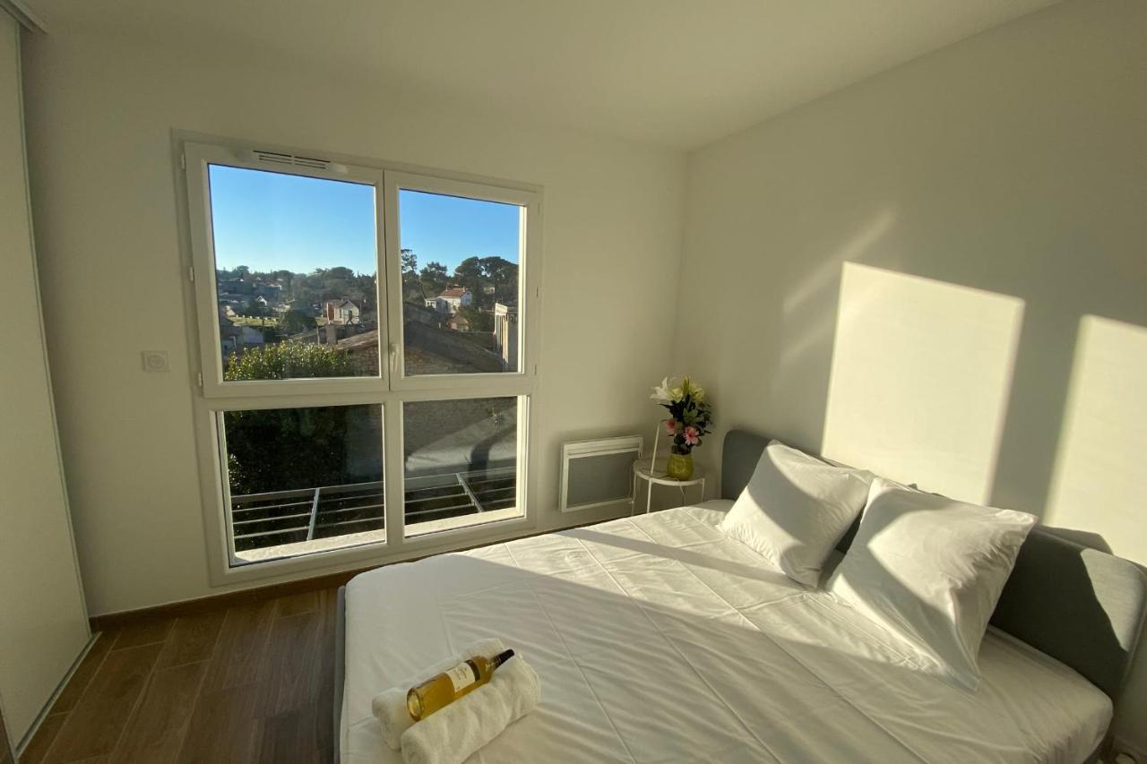 Apartmán Roche Blanche - Terrasse Et Parking Nîmes Exteriér fotografie