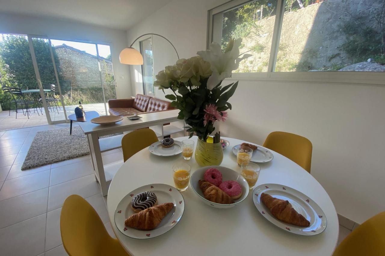 Apartmán Roche Blanche - Terrasse Et Parking Nîmes Exteriér fotografie