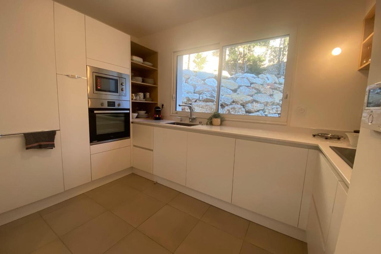 Apartmán Roche Blanche - Terrasse Et Parking Nîmes Exteriér fotografie